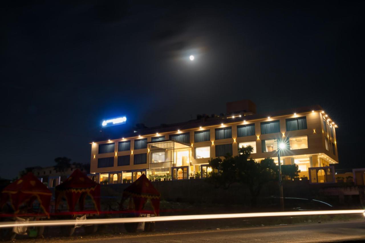 Hotel Sterling Pushkar Extérieur photo