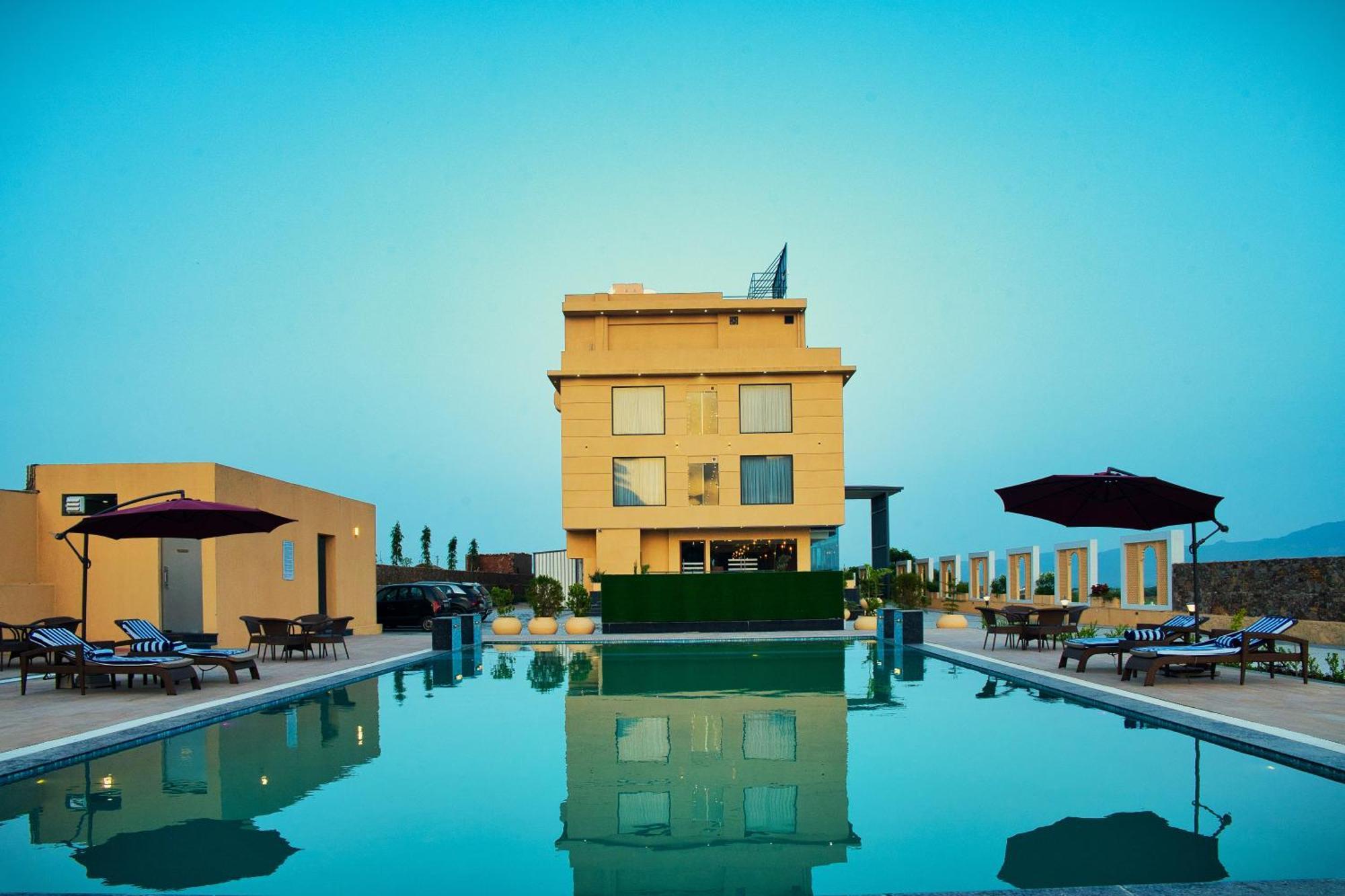 Hotel Sterling Pushkar Extérieur photo