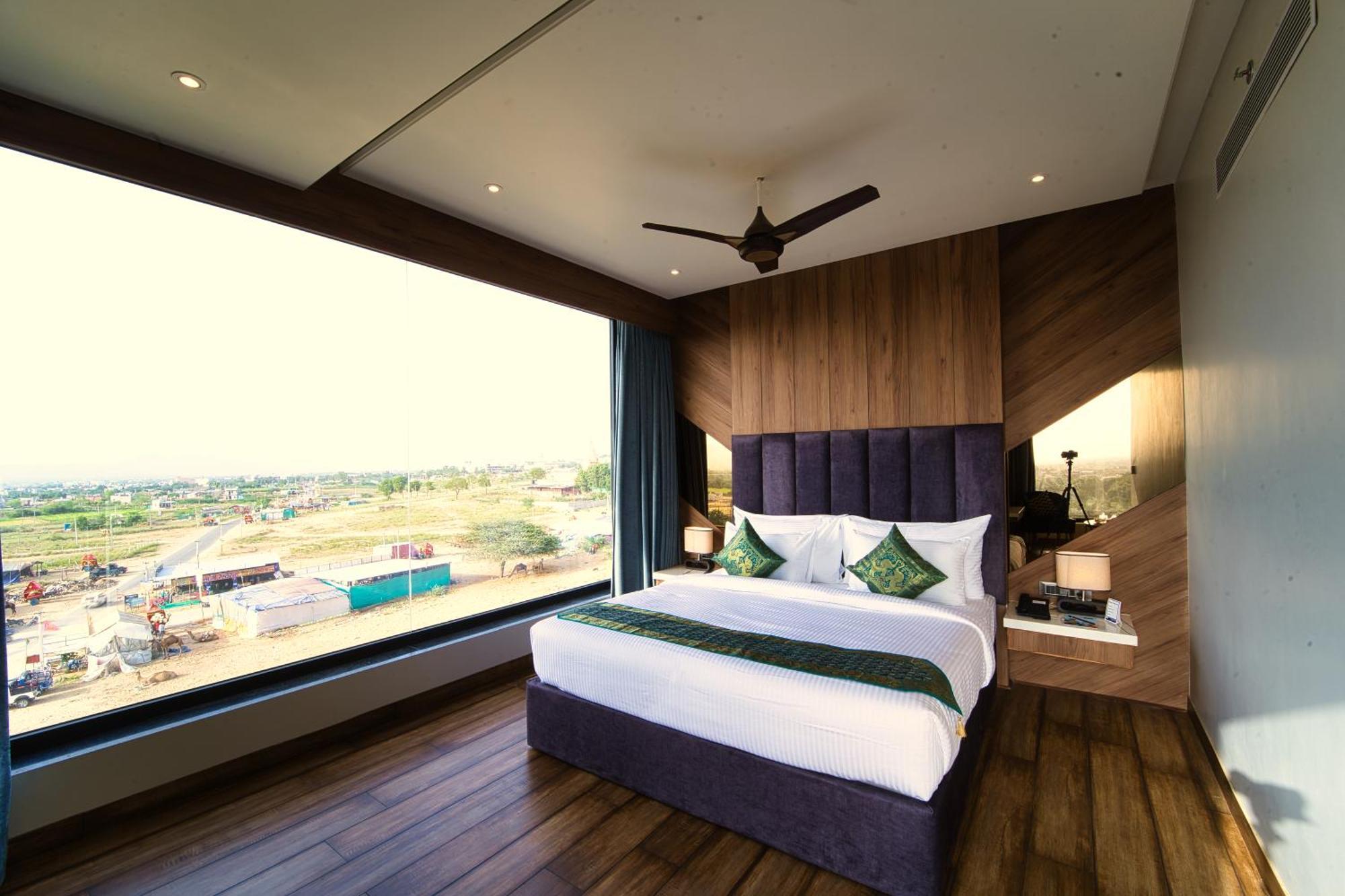 Hotel Sterling Pushkar Extérieur photo
